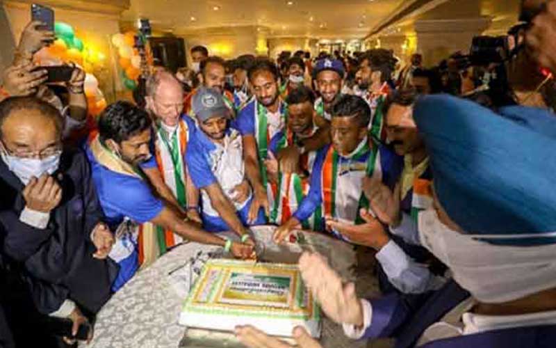 World Rankings Prove Icing on The Cake For India Men and Women Hockey Teams