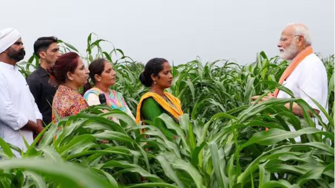 PM Modi Unveils 109 New Climate-Resilient, High-Yield Crop Varieties for India’s Future