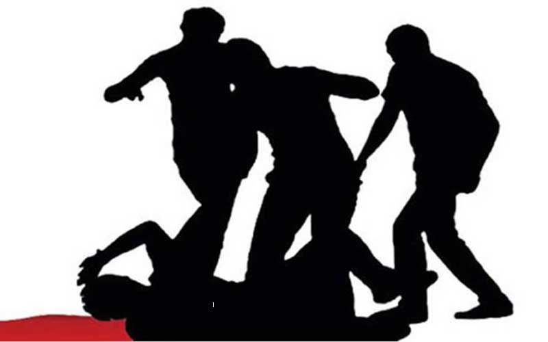 Thane: A Power Firm guard has been killed, while three cops have been injured in separate mob attacks